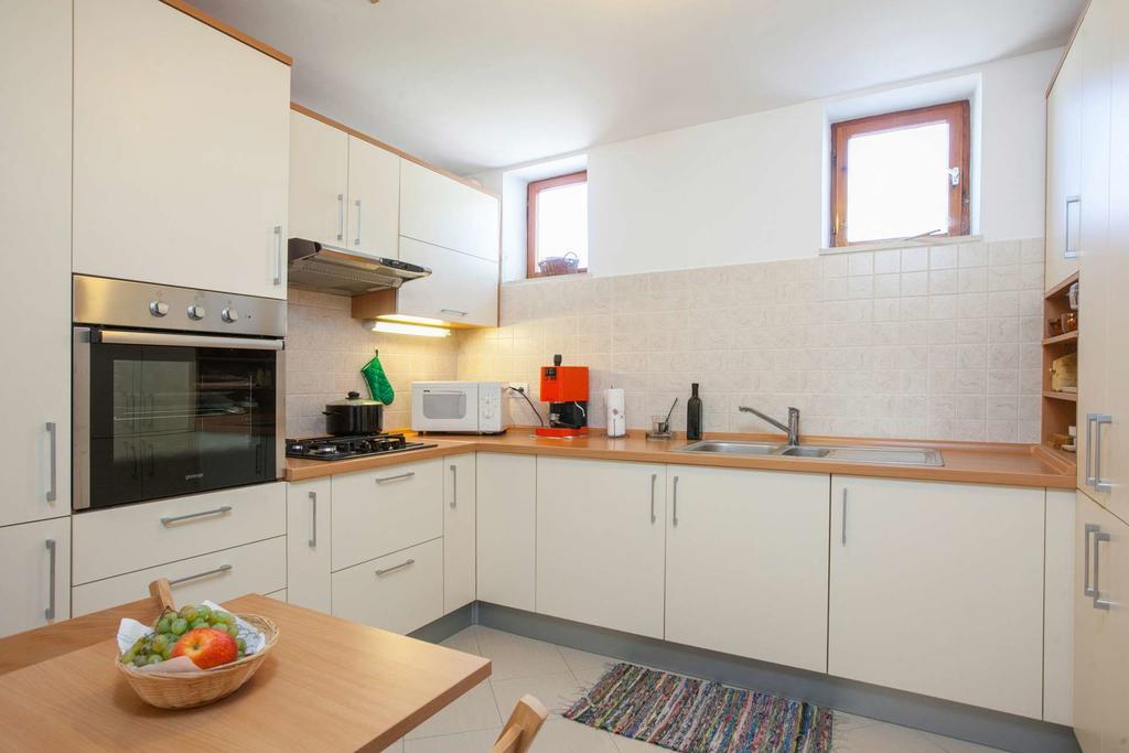 Holiday Home Luma Подгора Экстерьер фото
